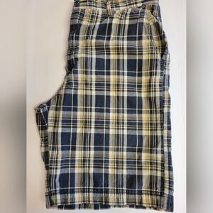 IZOD Men's Classic Plaid Shorts Size 36